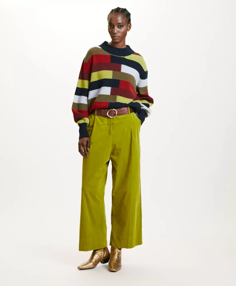 PANTALONI GRECALE BIS IN VELLUTO MILLE RIGHE STRETCH-VERDE MATCHA-Momoni Online